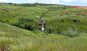 フィンタサ＆ラオラオフォールズ Fintasa & Laolao Falls