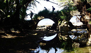 セラベイとスペイン古橋 Sella Bay & Old Spanish Bridge